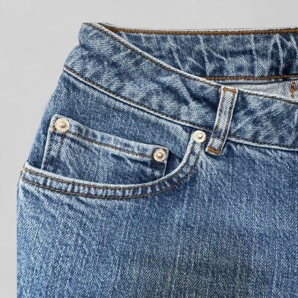 ASOS Women's Denim Jeans Medium Wash High Rise Straight Leg Size 28/32 - Picture 6 of 8